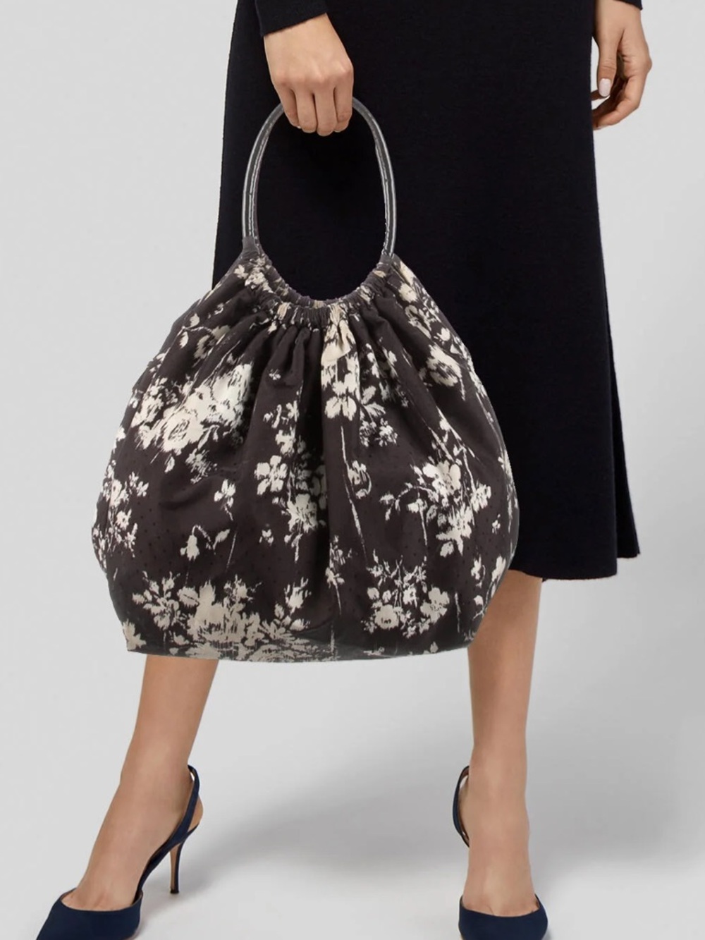 🔥 RED Valentino Lily Valley Hobo